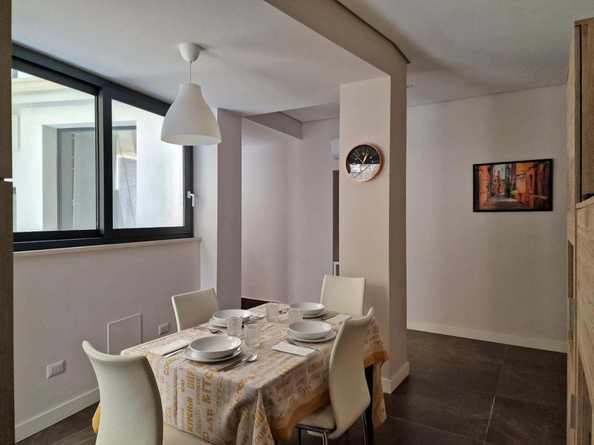 The White Domus Apartment Taormina Ngoại thất bức ảnh