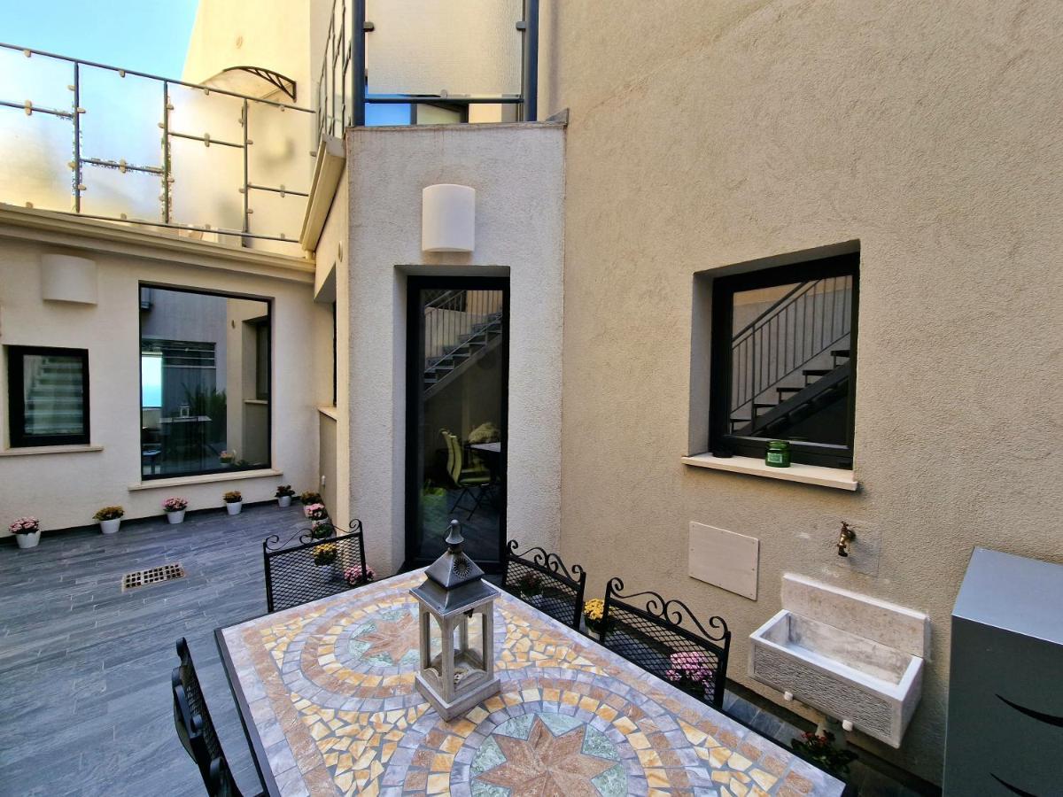 The White Domus Apartment Taormina Ngoại thất bức ảnh